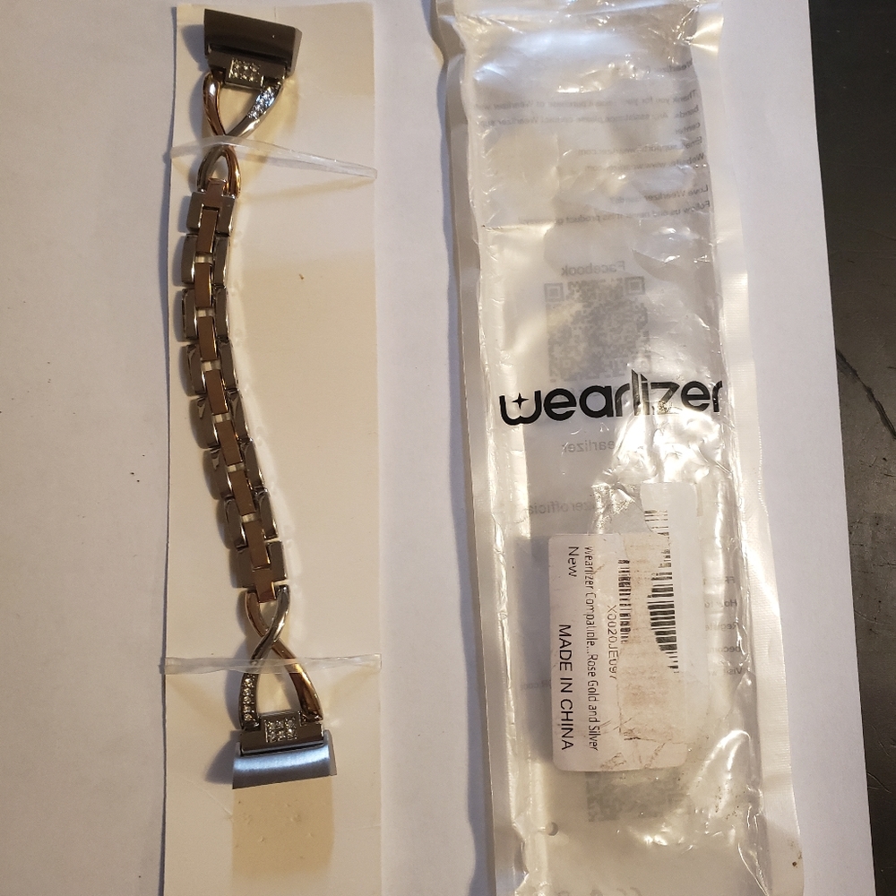 ❄Wearlizer fitbit versa band